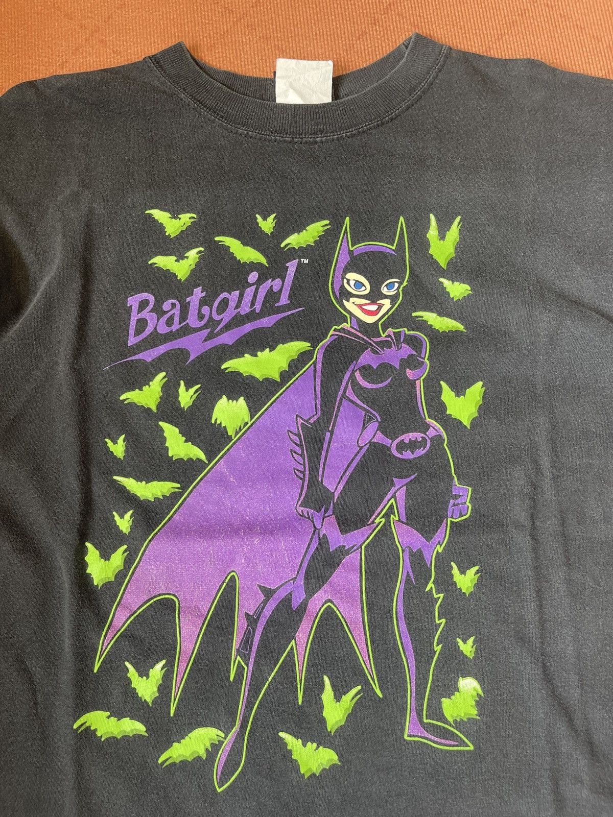 DC Comics VINTAGE 1997 BATGIRL DC COMICS T-SHIRT - RARE ANIMATED Size US M / EU 48-50 / 2 - 2 Thumbnail