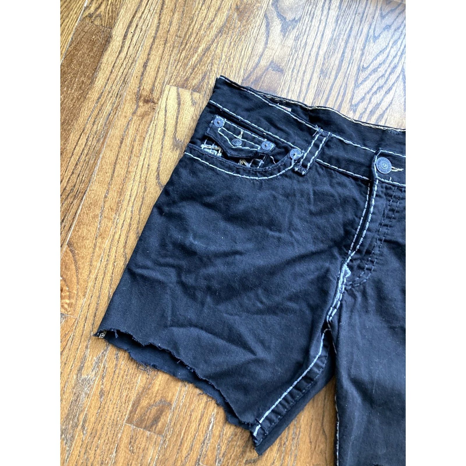 True Religion True Religion Jeans Shorts Bermuda Mens 40 Ricky Super T Flap Pocket USA Frayed Black Denim Cotton 5-Pocket USA Grunge Hip Hop Bermuda 40 Mens Size US 40 / EU 56 - 3 Thumbnail