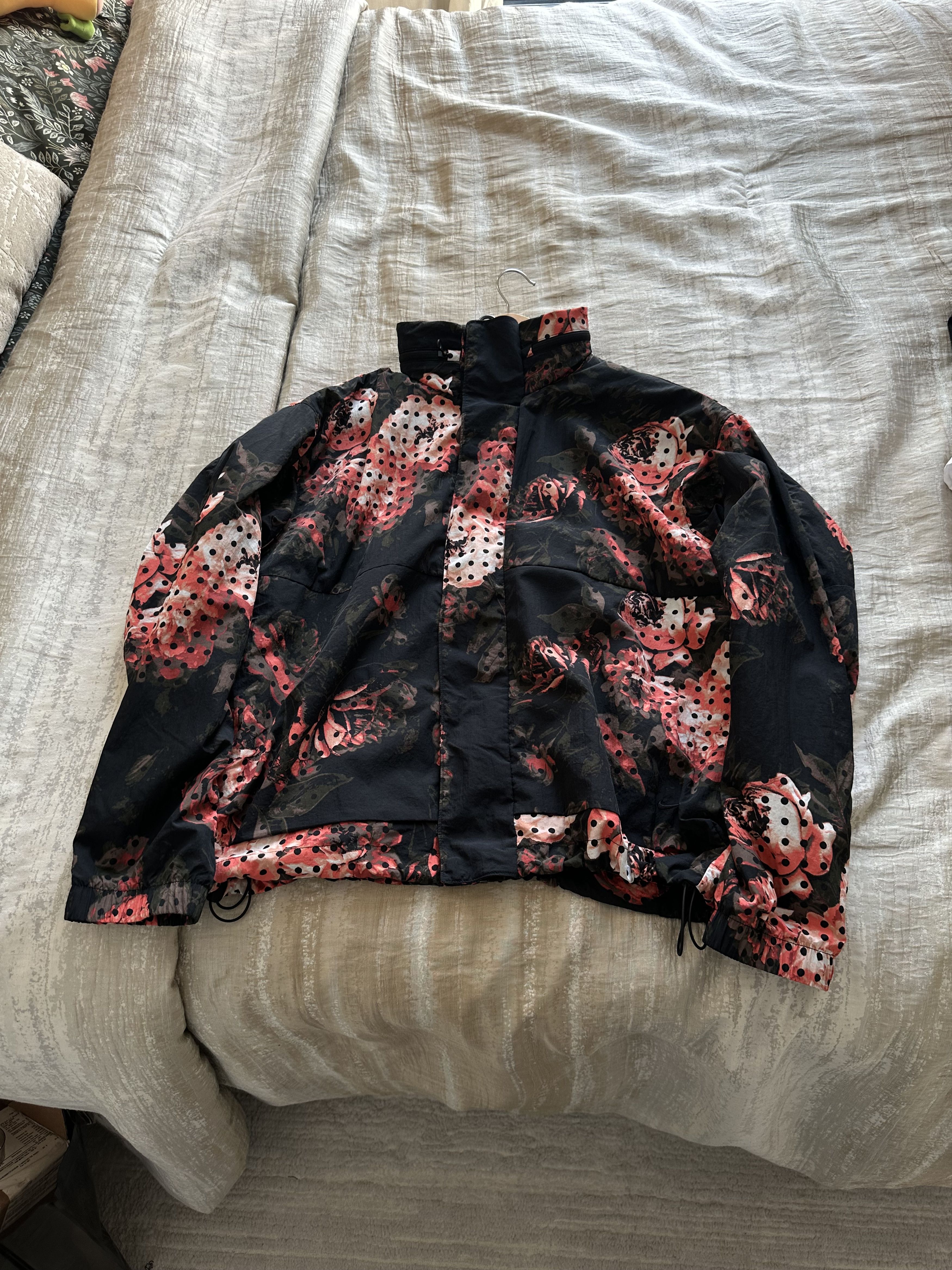 Nike Nike Flower Jacket Size US S / EU 44-46 / 1 - 1 Thumbnail