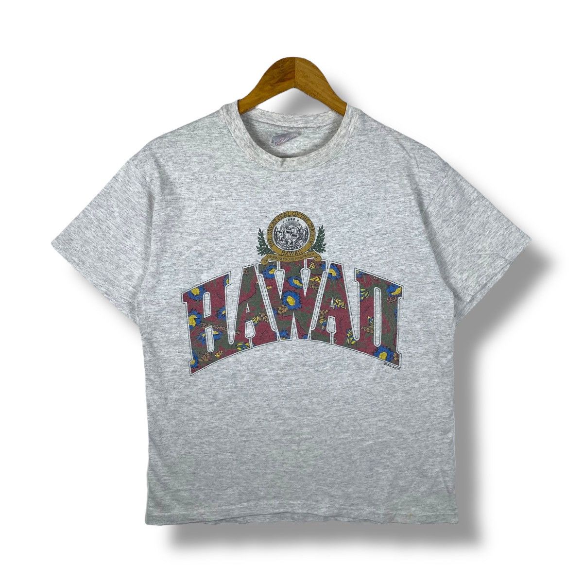 Vintage Vintage 90's The Seal Of The States Of HAWAII Graphic Tee Size US M / EU 48-50 / 2 - 1 Thumbnail