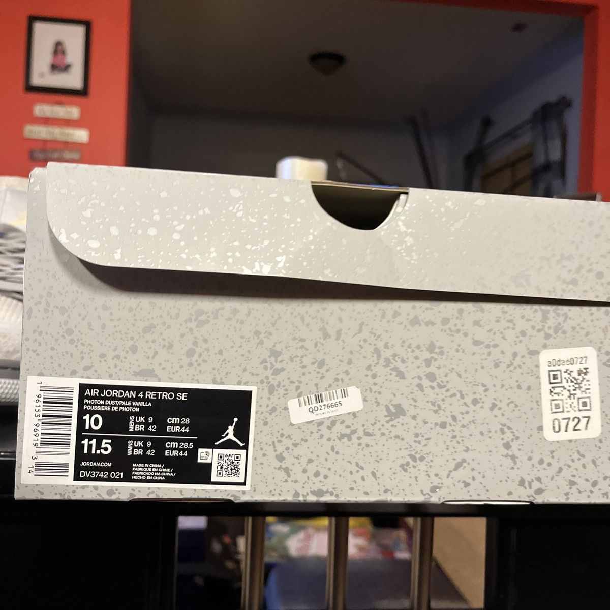 Jordan Brand Jordan 4 Retro SE (Photon Dust/Pale Vanilla) Size US 10 / EU 43 - 7 Thumbnail