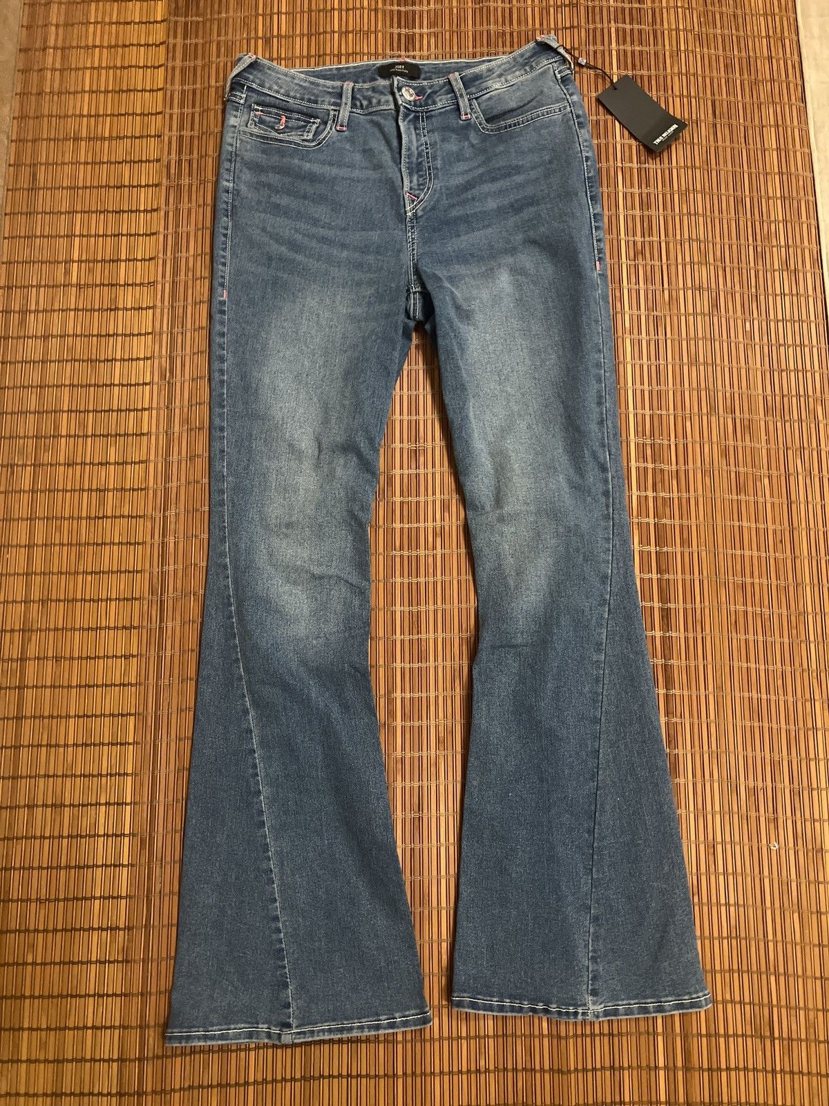 True Religion True Religion joey mid rise flap flare medium sunkissed wash Size 31" - 4 Thumbnail