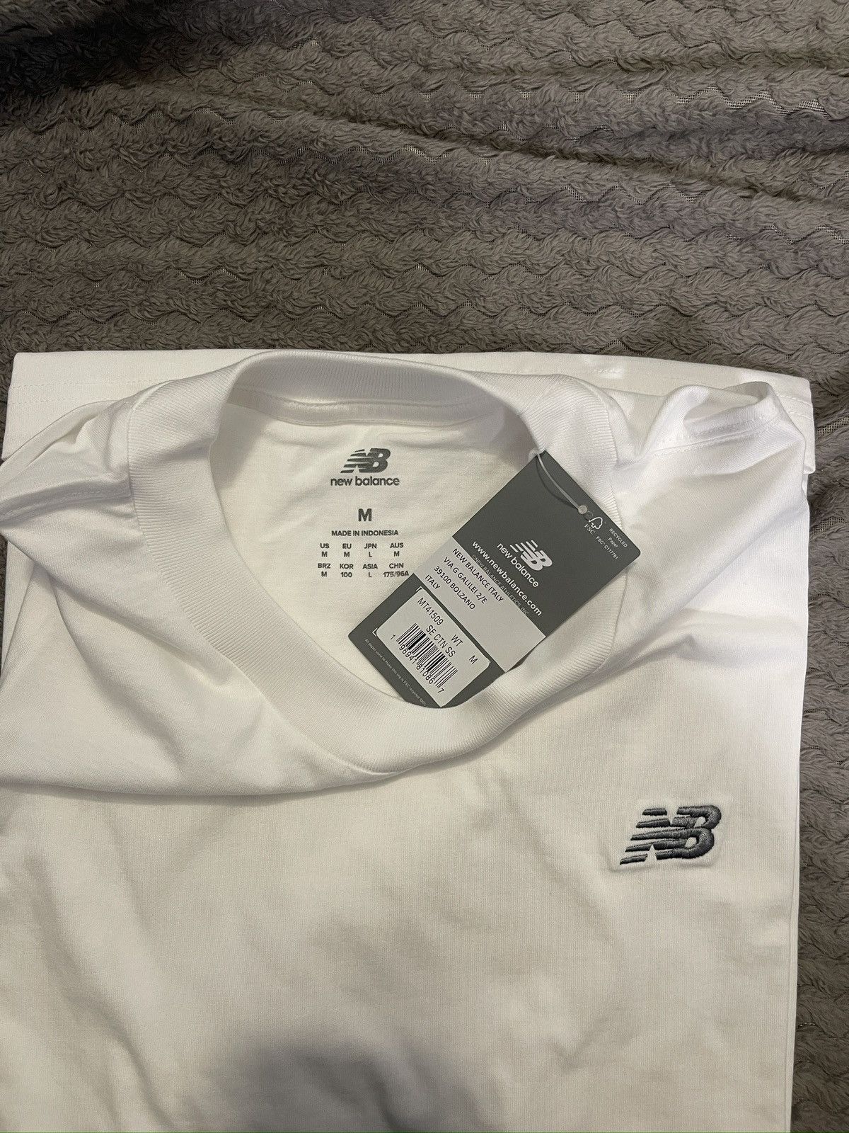 New Balance New Balance T-Shirt Small Logo Size US M / EU 48-50 / 2 - 3 Thumbnail