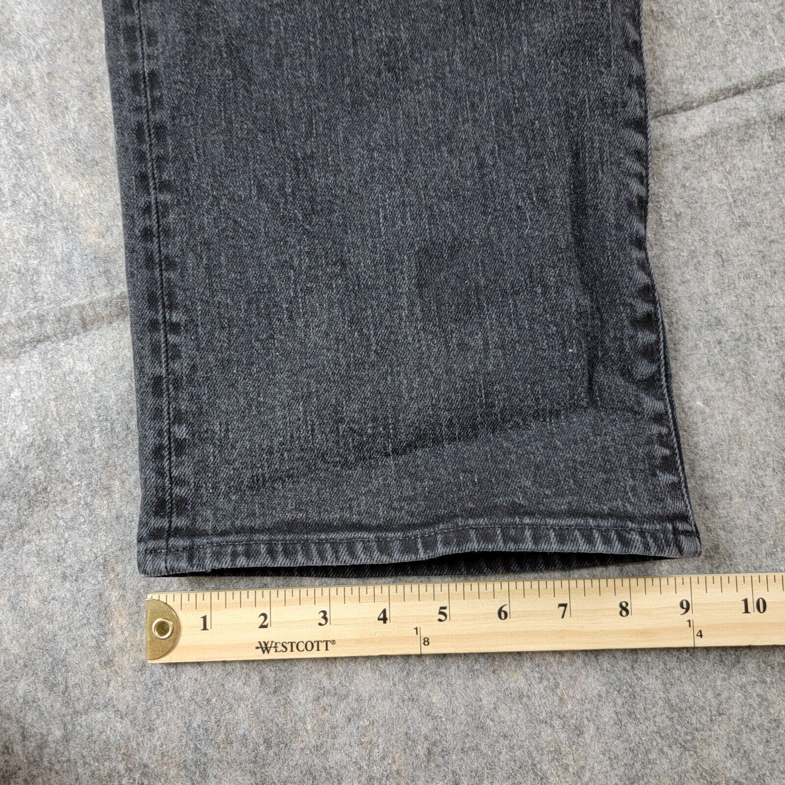 Todd Snyder Todd Snyder Relaxed Fit Selvedge Jeans size 34x34 Black Wash Size US 34 / EU 50 - 7 Thumbnail