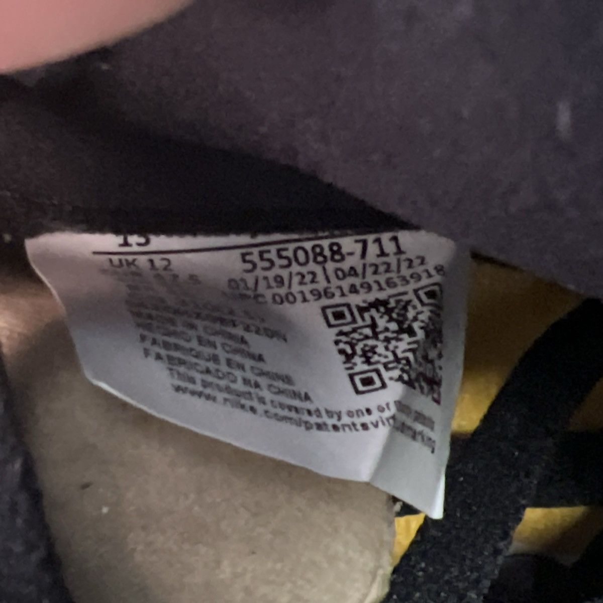 Nike Air Jordan 1 high yellow toe Size US 13 / EU 46 - 9 Thumbnail
