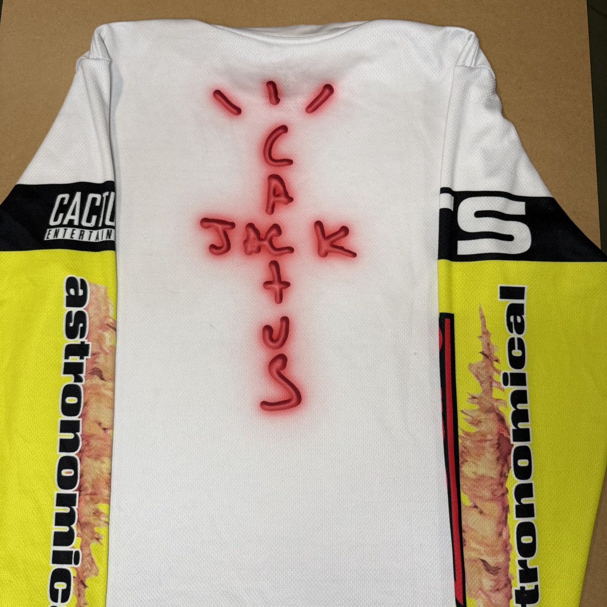 Travis Scott The Scotts CJ II Gaming Jersey Size US M / EU 48-50 / 2 - 4 Thumbnail