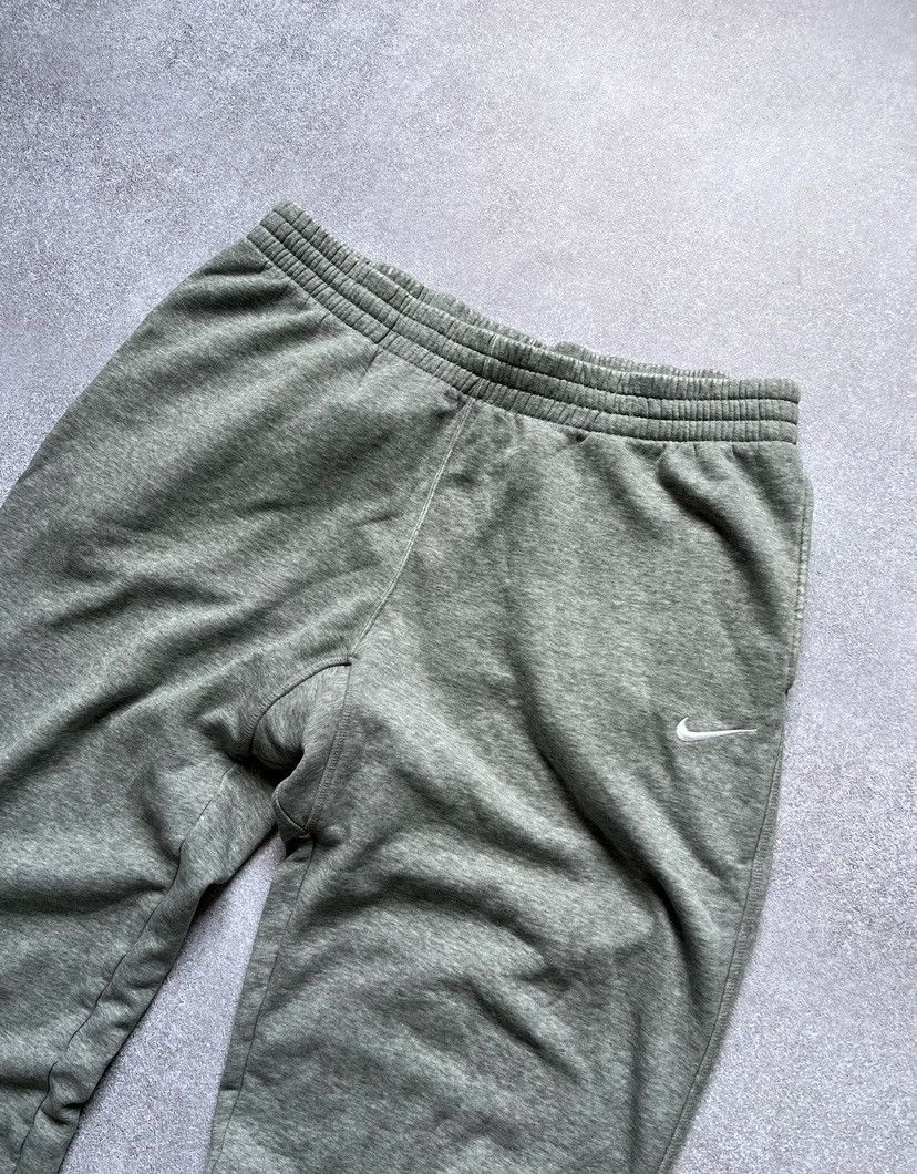 Nike × Vintage Vintage Nike Swoosh Baggy Cotton Trackpants Y2K XL Size US 34 / EU 50 - 2 Thumbnail