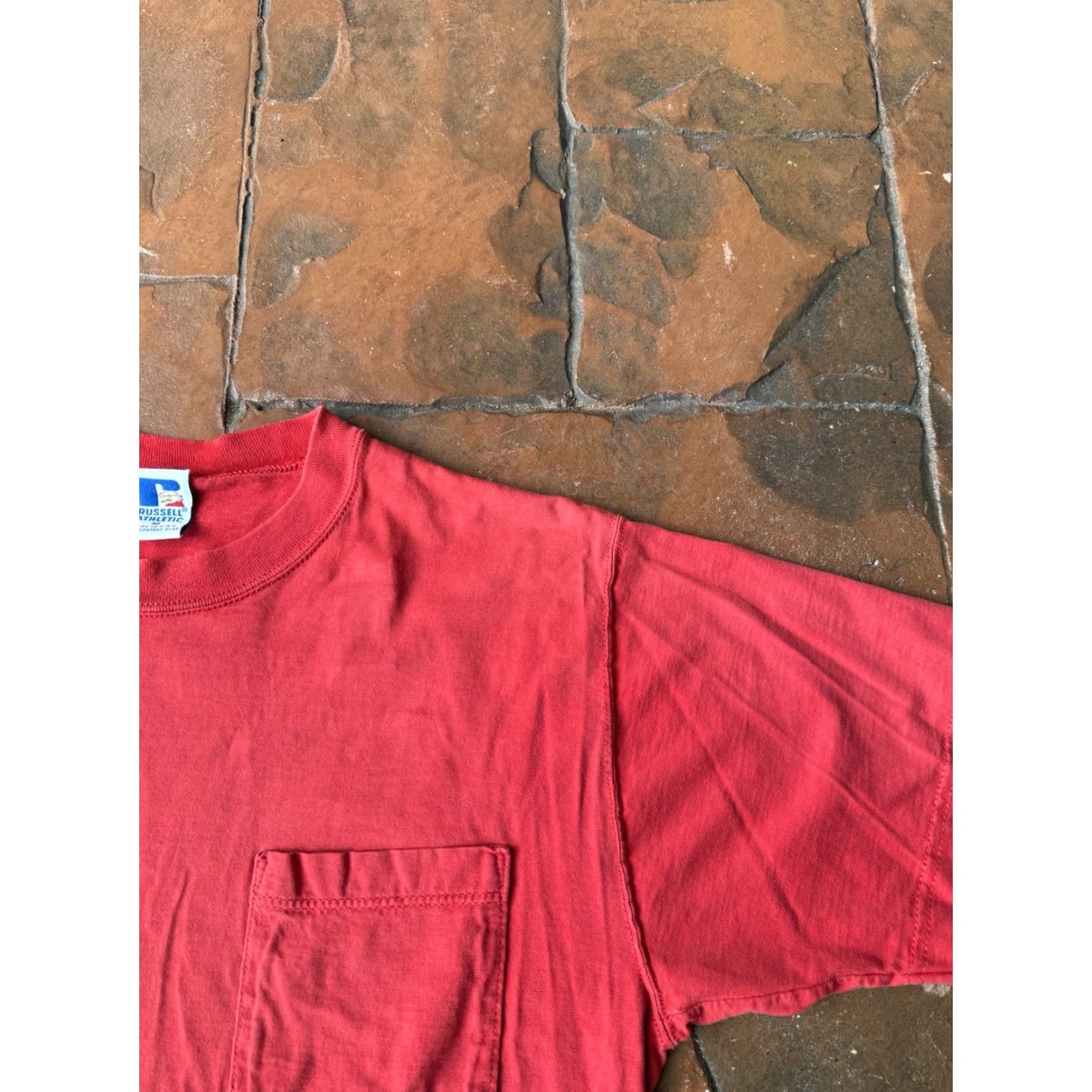 Russell Athletic VINTAGE Russell Athletic Pocket T-Shirt Medium Red USA 90s Mens Shirt Size US M / EU 48-50 / 2 - 4 Thumbnail