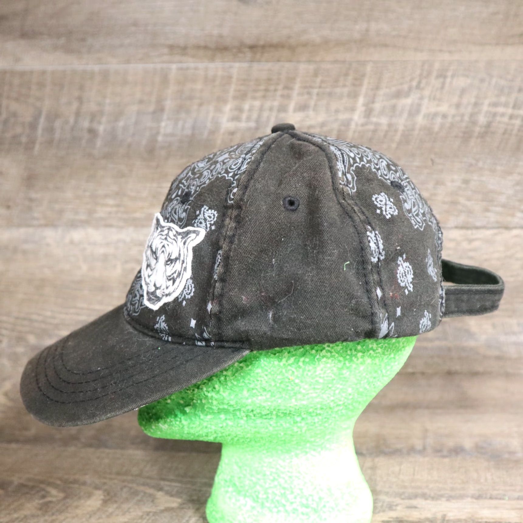 Vintage Bush Gardens Hat Baseball Cap Adult Adjustable Black Men's Adjustable Hat Cap 3D Logo Outdoor Casual Street Style Size ONE SIZE - 5 Thumbnail