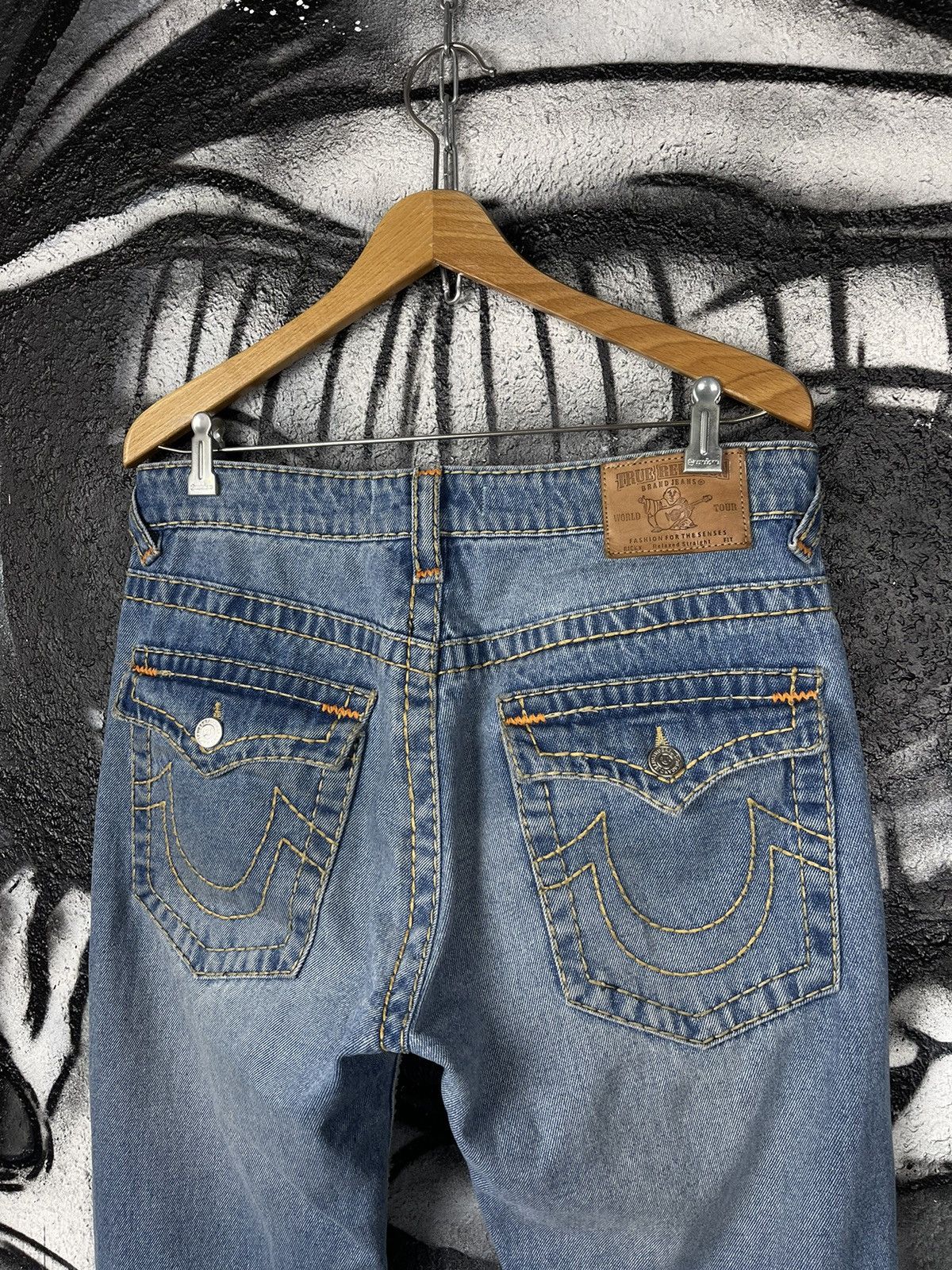 True Religion True Religion Ricky Relaxed Straight Distressed Denim Jeans Size US 32 / EU 48 - 12 Thumbnail
