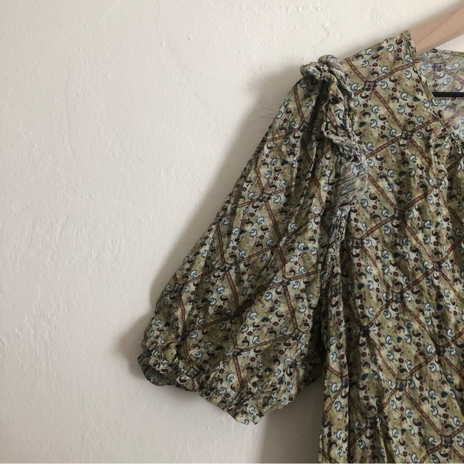 Anthropologie Anthropologie DR2 Green Floral Paisley Scoop Neck Blouse Top Size M / US 6-8 / IT 42-44 - 4 Thumbnail