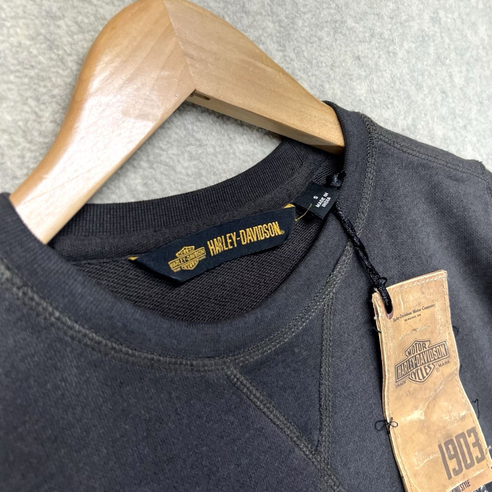 Harley Davidson Harley Davidson Womens Sweatshirt Medium Gray Studded Logo Pullover NWT Size M / US 6-8 / IT 42-44 - 3 Thumbnail