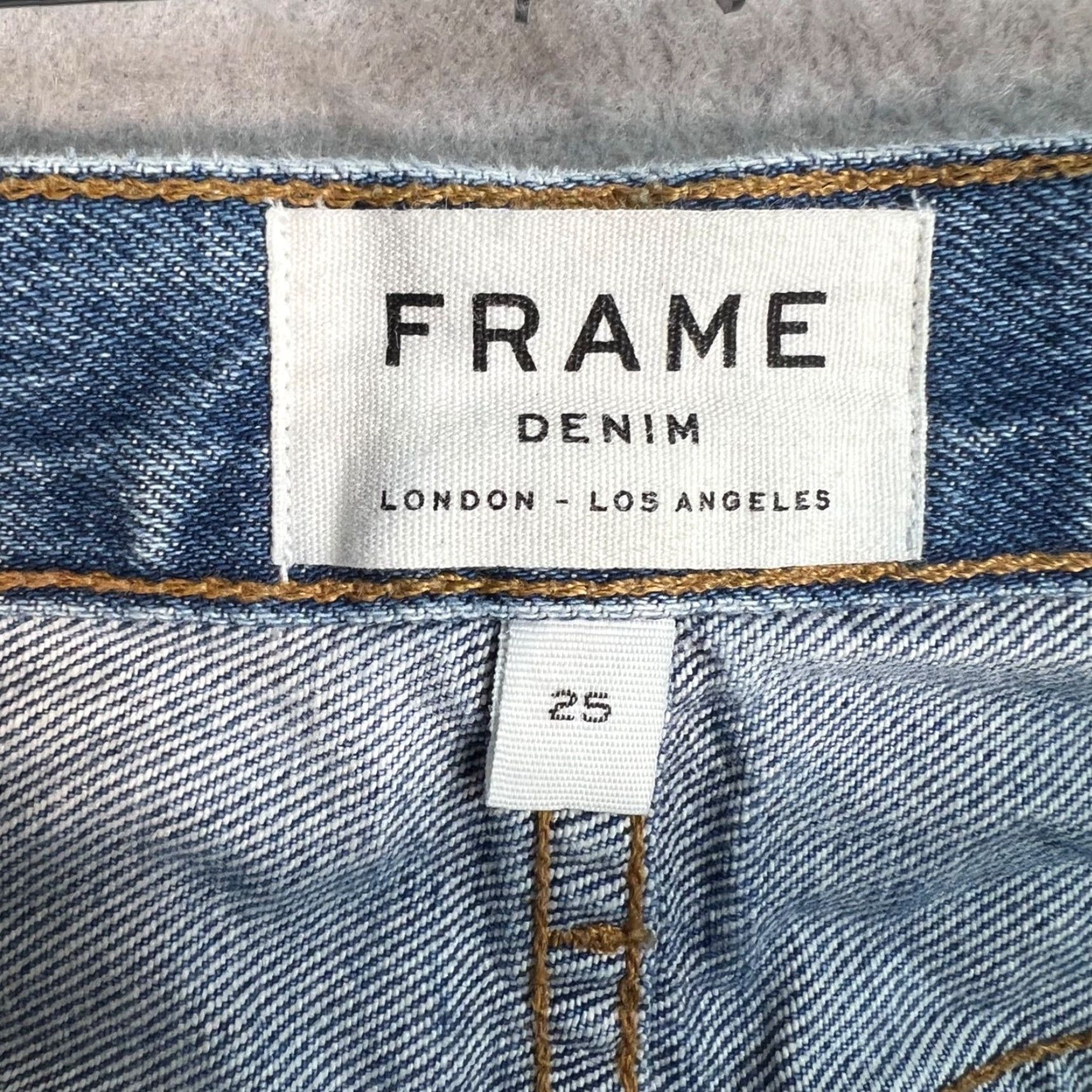 Frame FRAME Denim Mini Skirt Women 25 Blue 100% Cotton Pockets Vintage No 90s Theme N/A Mens Womens/ Girls? Size 42" / US 20 - 3 Thumbnail