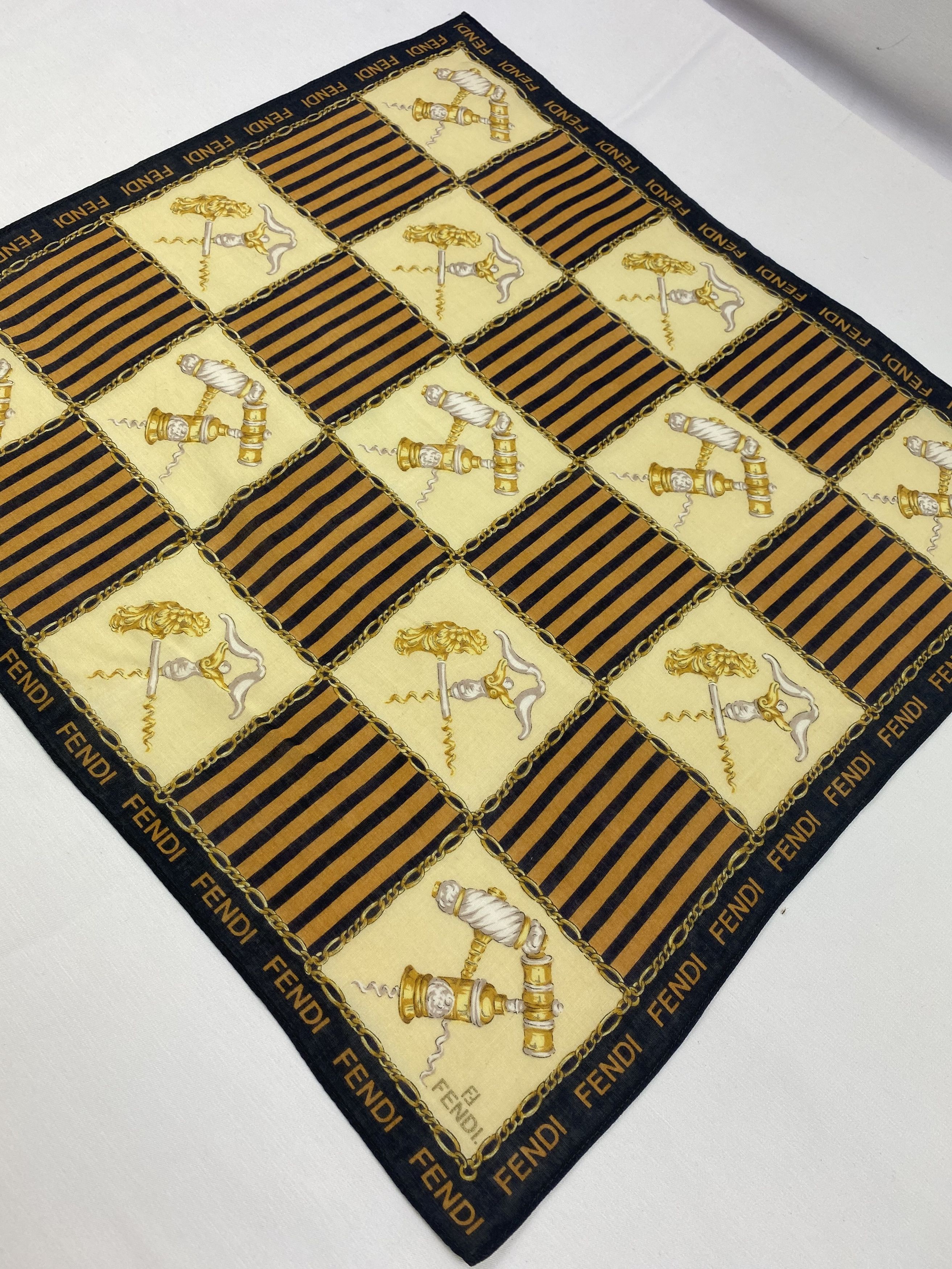Vintage Fendi Handkerchief / Bandana / Neckerchief A1096 Size ONE SIZE - 4 Thumbnail