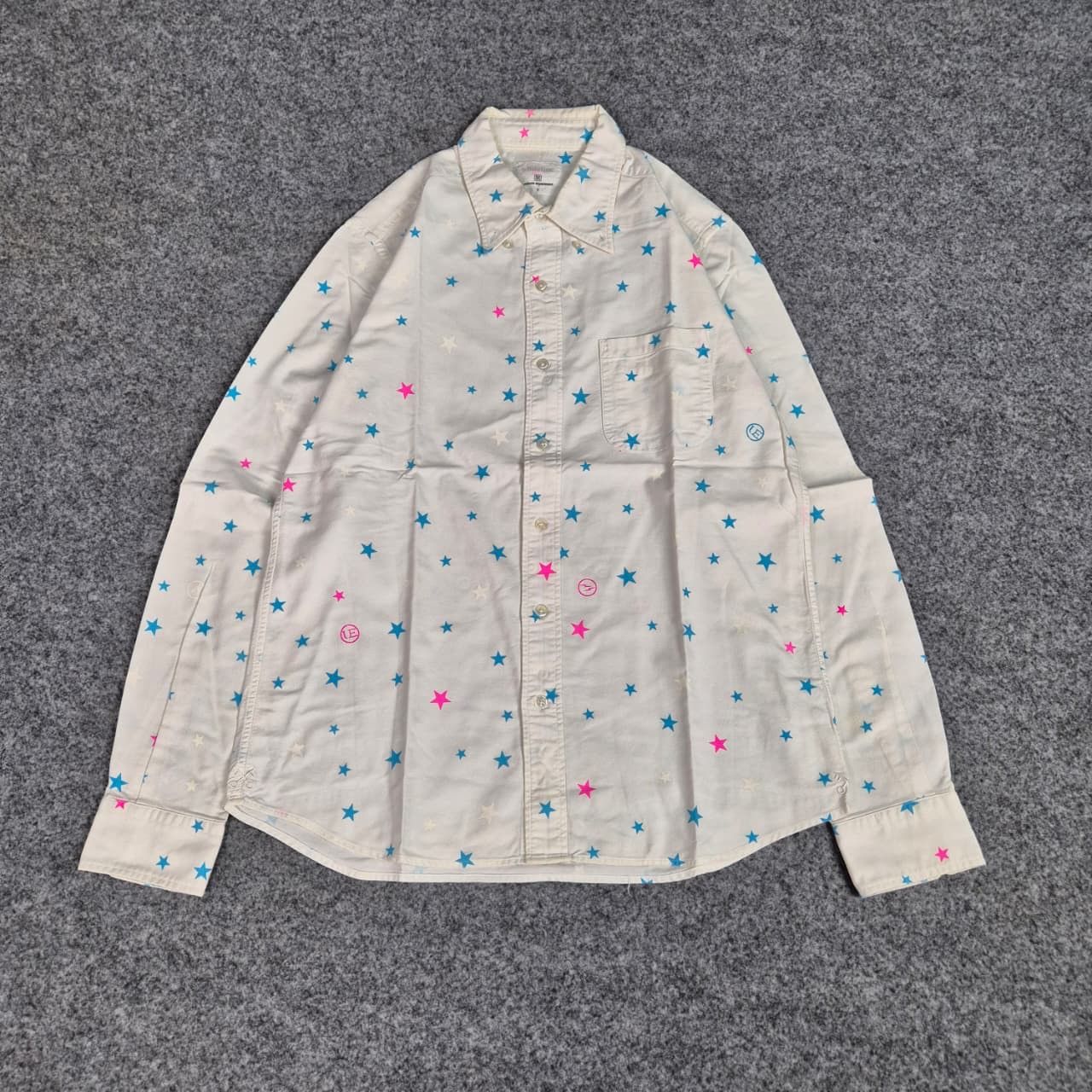 uniform experiment Uniform experiment x fragmen design shirts Size US M / EU 48-50 / 2 - 1 Thumbnail