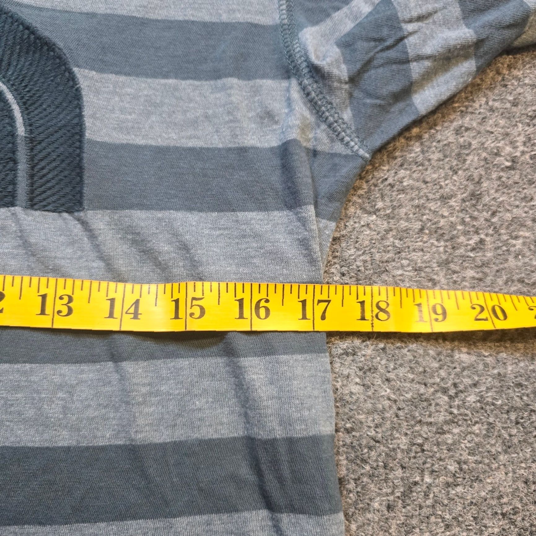 The North Face VINTAGE The North Face Top Womens Medium Gray Striped Embroidered Logo Stretch Basic Casual Size M / US 6-8 / IT 42-44 - 6 Thumbnail