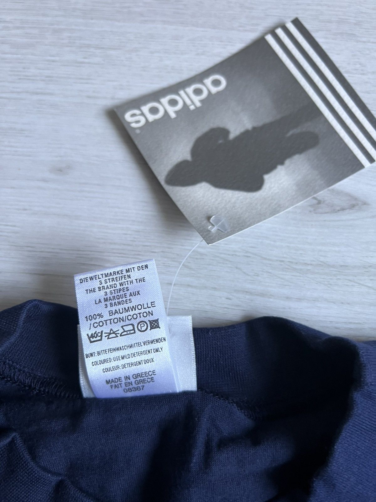 Adidas Adidas tshirt vintage size xl Size US XL / EU 56 / 4 - 3 Thumbnail