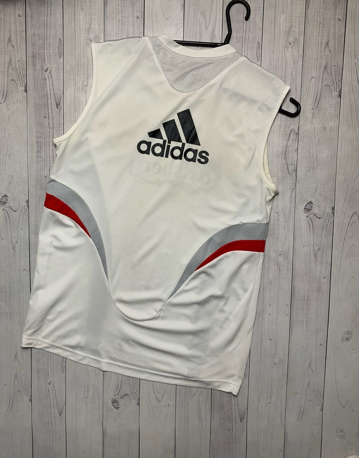 Adidas × Vintage Vintage adidas Liverpool soccer tee rare size M Size US M / EU 48-50 / 2 - 6 Thumbnail