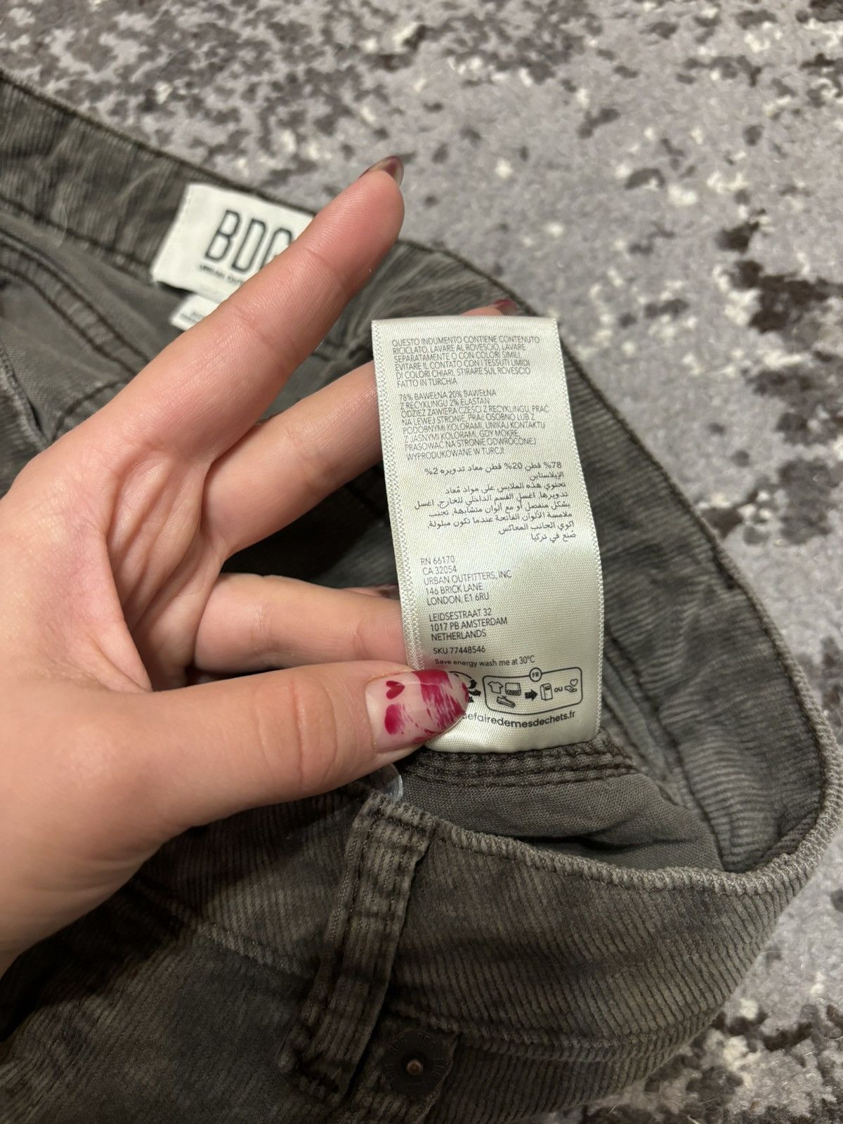 Bdg × Urban Outfitters × Vintage Vintage BDG y2k urban outfitters pleated velvet mini skirt Size 26" / US 2 / IT 38 - 5 Thumbnail