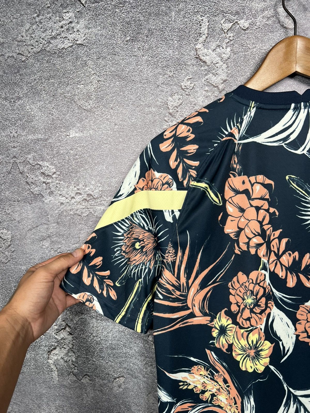 Nike Nike Club America 2021 All Over Floral Print Trainig Jersey Size US S / EU 44-46 / 1 - 11 Thumbnail