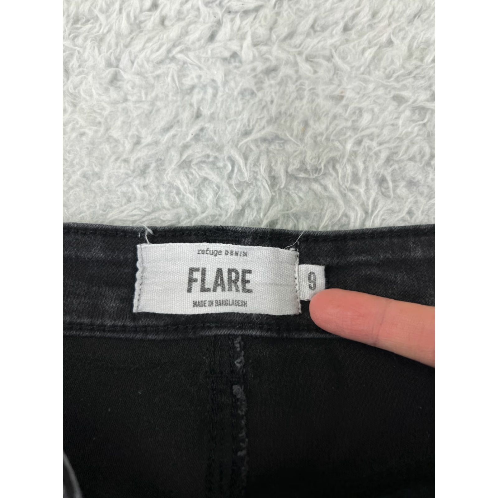 Denime Refuge Women's Flared Jeans 9 Black Denim Distressed Cotton Vintage-Inspired Size 30" / US 8 / IT 44 - 3 Thumbnail