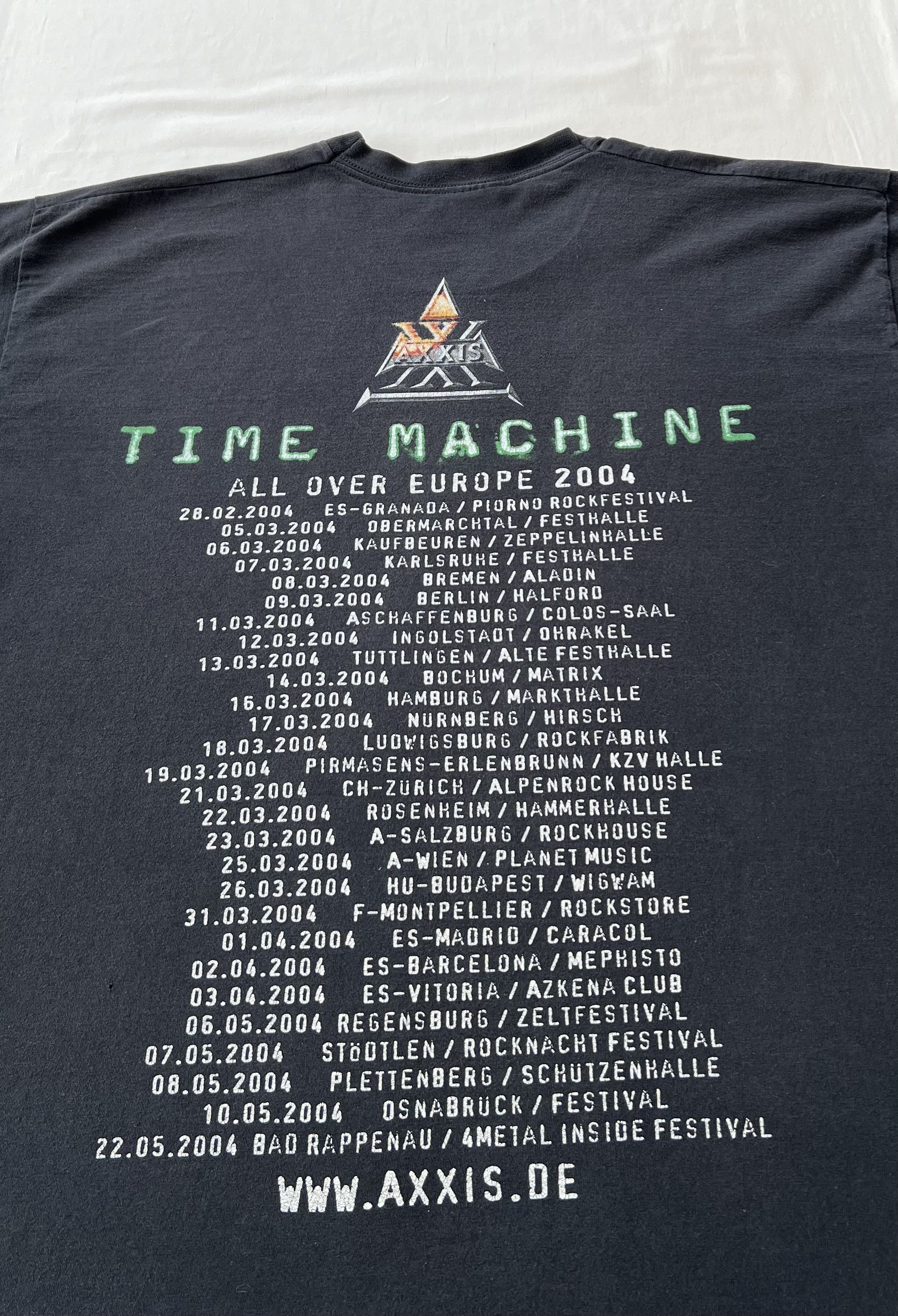 Band Tees Vintage 2004 Axxis Time Machine Europe Tour Band T-shirt Size US XL / EU 56 / 4 - 15 Thumbnail
