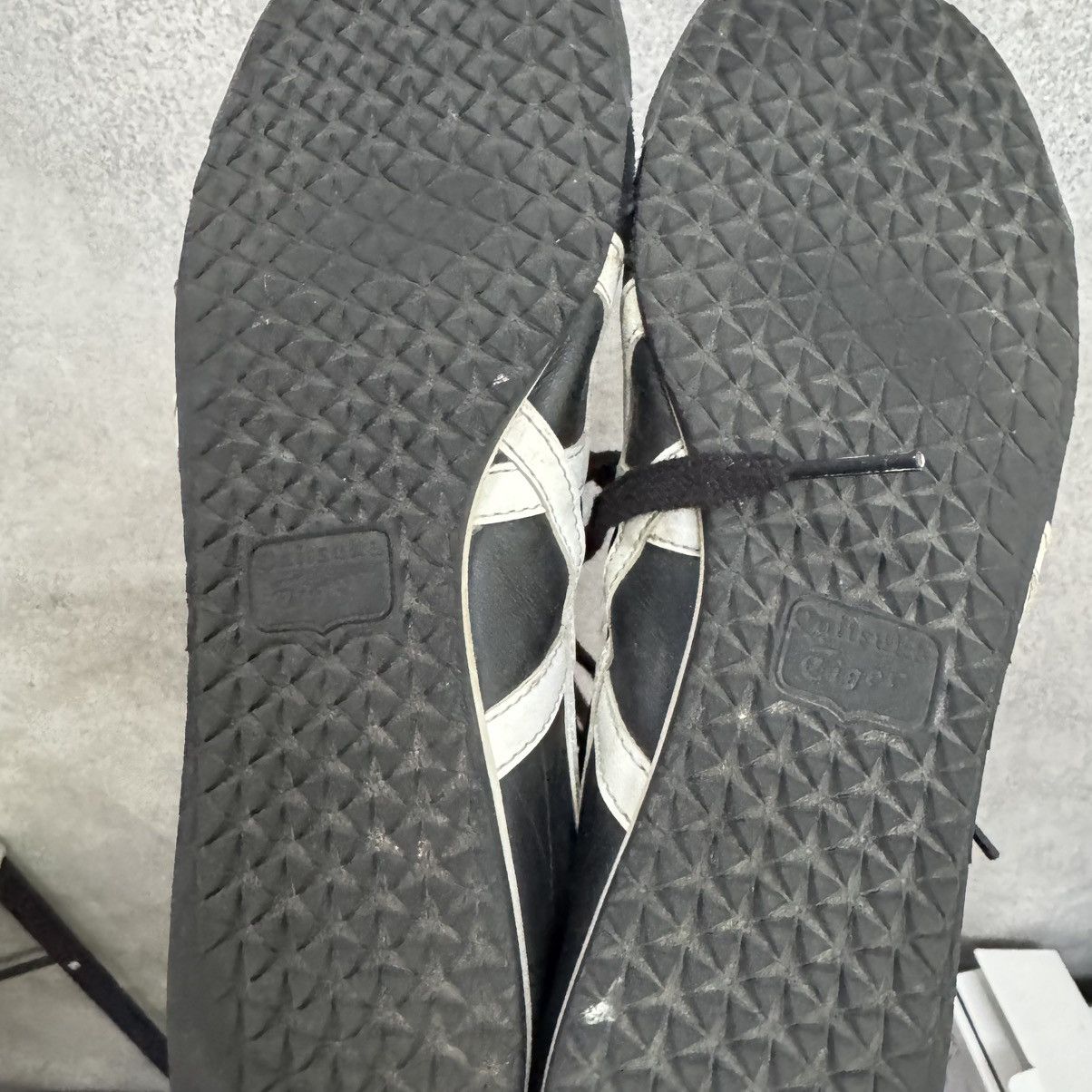 Asics Asics Onitsuka Tiger Kill Bill Leather Sneakers Size US 6.5 / EU 39-40 - 6 Thumbnail