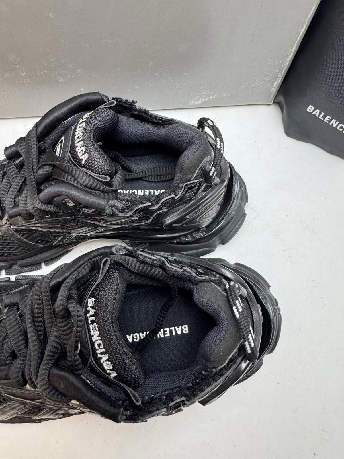 Balenciaga Balenciaga Runner Sneakers Black Women’s Sz 35 / US 5 New Size US 5 / IT 35 - 4 Thumbnail