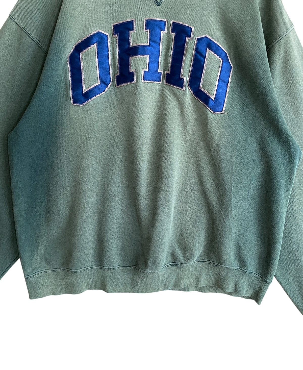 Champion Rare Vintage Champion Ohio Distressed Baggy Sweatshirt 1990s Size US XL / EU 56 / 4 - 4 Thumbnail