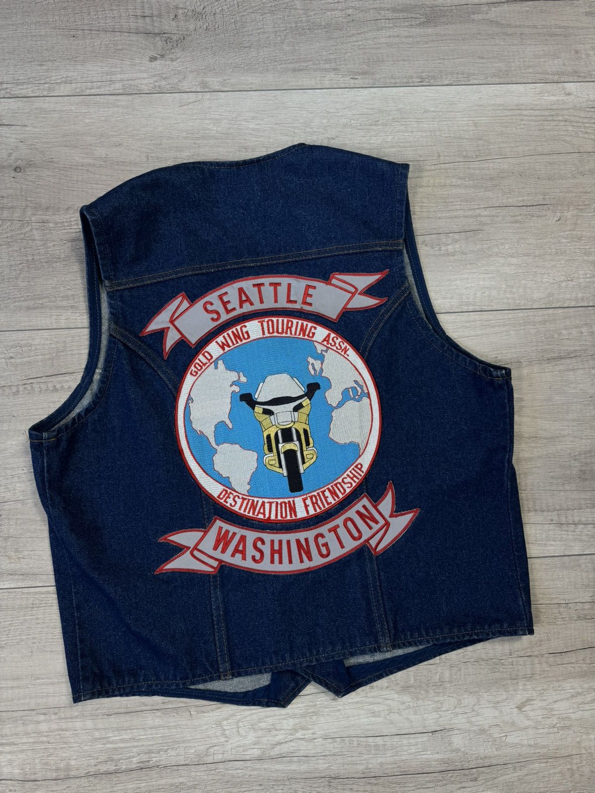 Wrangler Vintage Wrangler Western Denim Vest Made In USA Big Logo Size US L / EU 52-54 / 3 - 1 Thumbnail