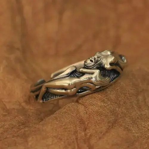 Jewelry Sexy Naked Skull Ring Size ONE SIZE - 3 Thumbnail