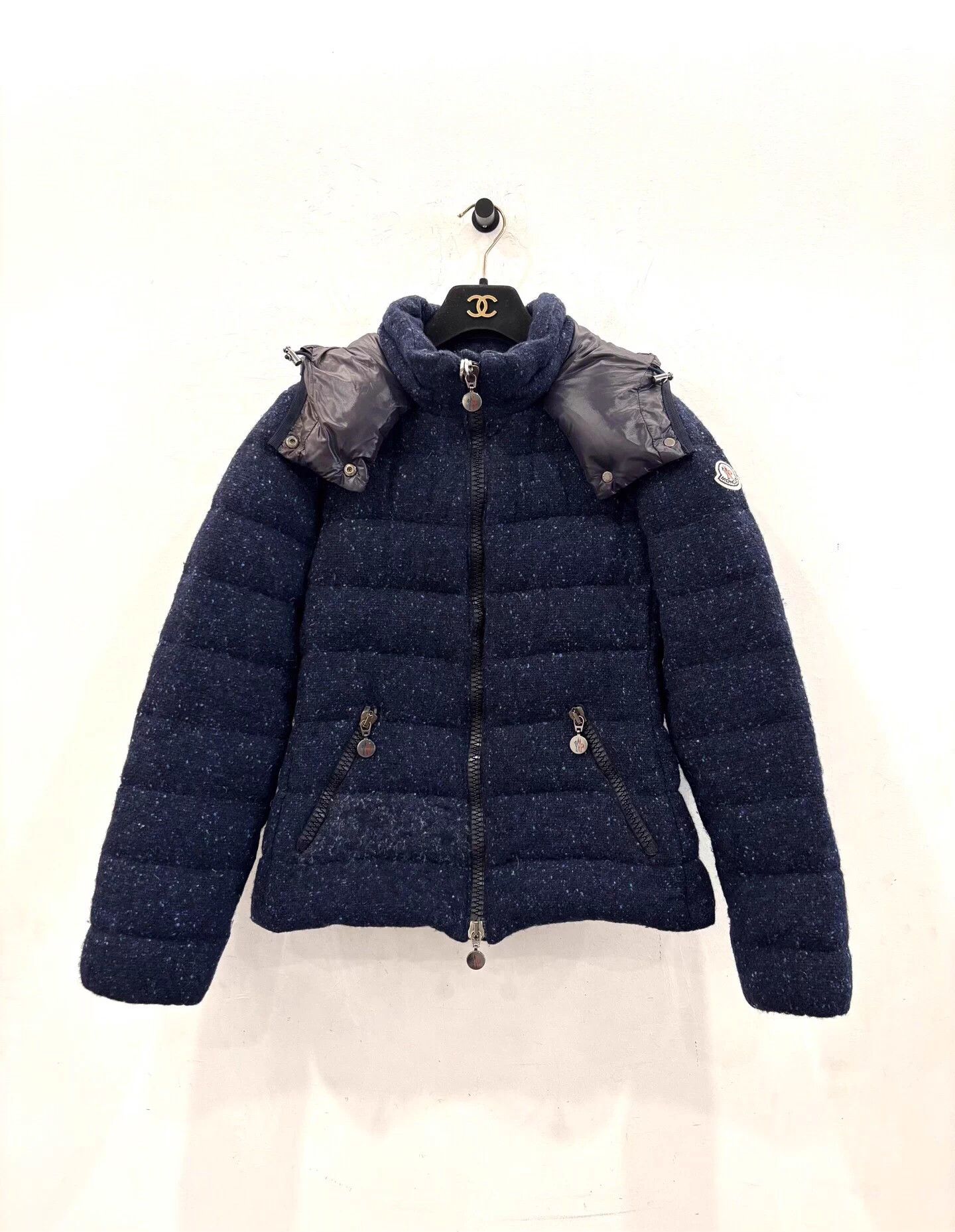 Moncler Moncler Astere Women's Navy Snowflake Down Jacket Size S / US 4 / IT 40 - 1 Thumbnail
