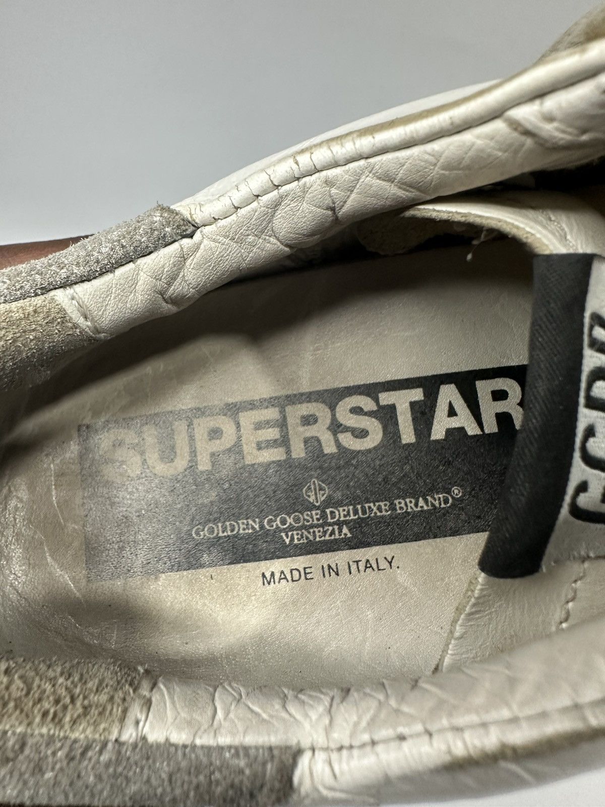 Golden Goose Golden Goose Superstar Distressed Leather Men’s Sneakers. Size US 7 / EU 40 - 6 Thumbnail