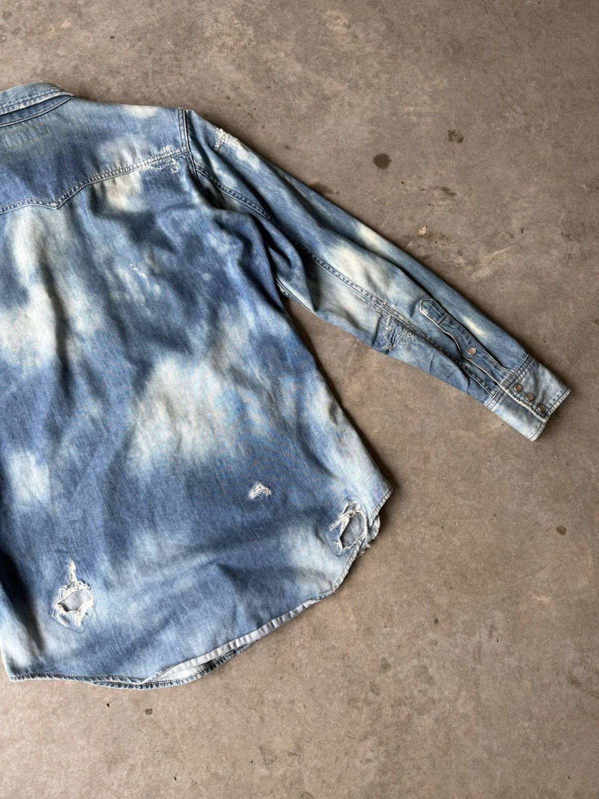 Saint Laurent Paris Saint Laurent Paris SS17 Bleached & Distressed Western Shirt Size US XS / EU 42 / 0 - 11 Thumbnail