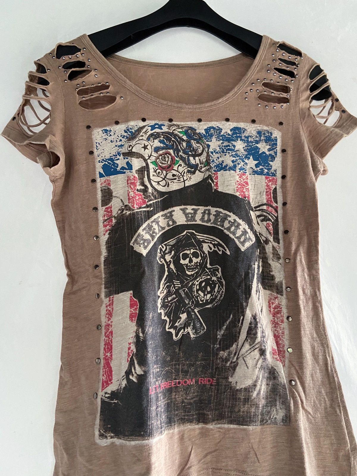 SEXY PUNK WOMAN DEVIL SKULL LET FREEDOM RIDE TEE