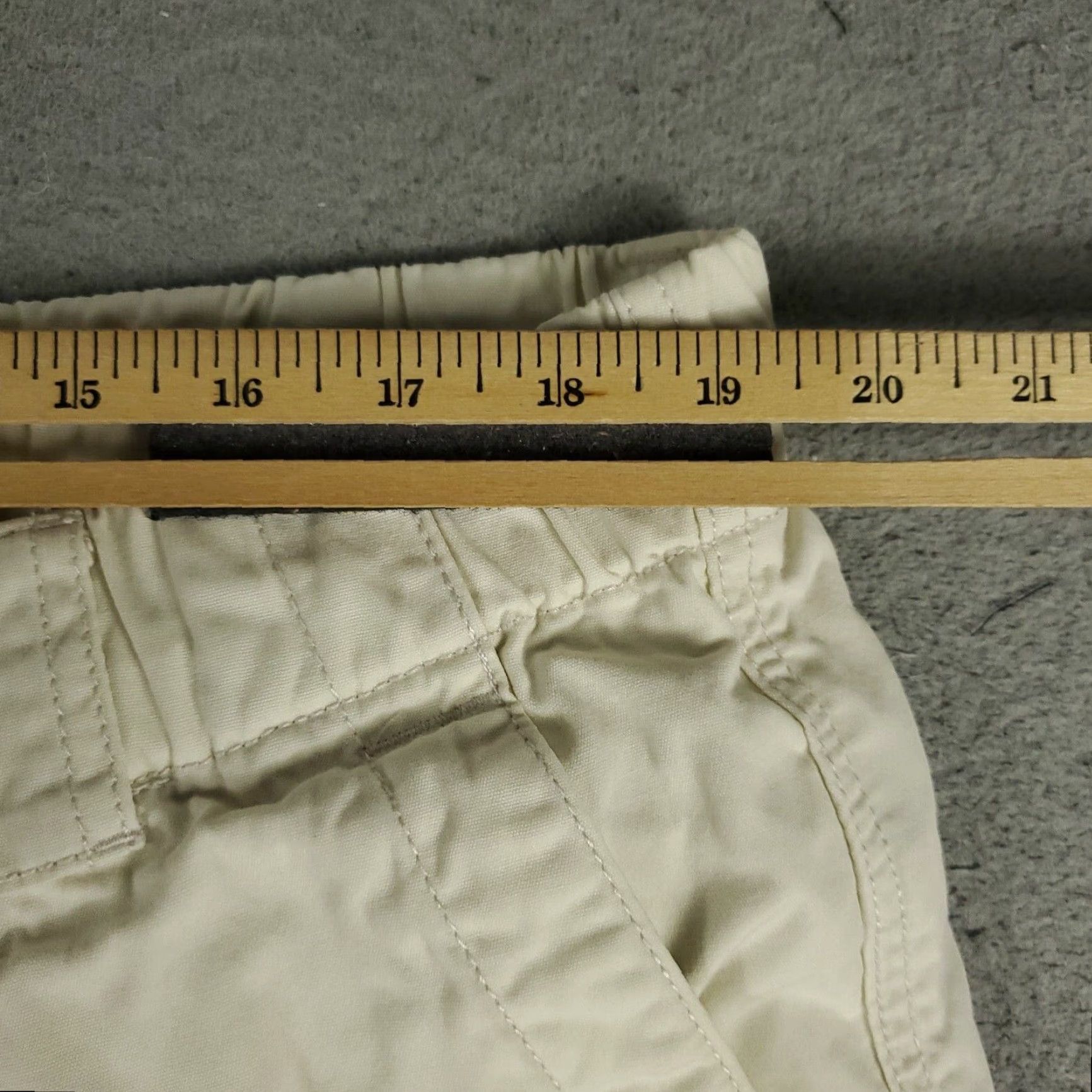 Tommy Bahama VINTAGE Tommy Bahama Cargo Shorts Men XL Ivory Casual Outdoor 2000s Size US 38 / EU 54 - 5 Thumbnail