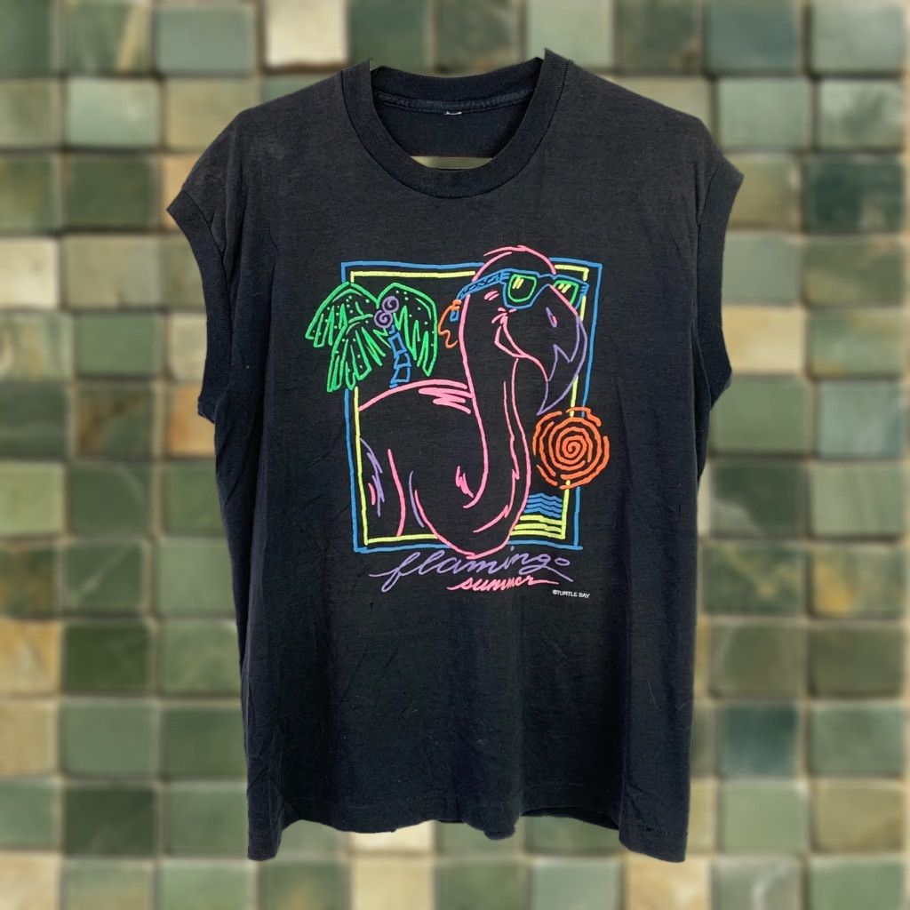 Vintage VINTAGE Unbranded Tank Top Shirt Men L Black Flamingo Summer Turtle Bay Graphic Print Crew Neck Sleeveless T-Shirt 42" Chest 21" Size US L / EU 52-54 / 3 - 1 Thumbnail