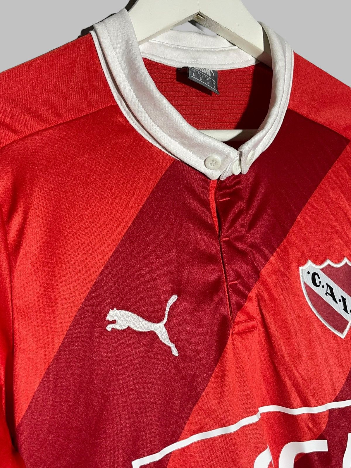 Puma Independiente Puma 2015/16 Home Football Shirt Soccer Jersey Size US S / EU 44-46 / 1 - 4 Thumbnail