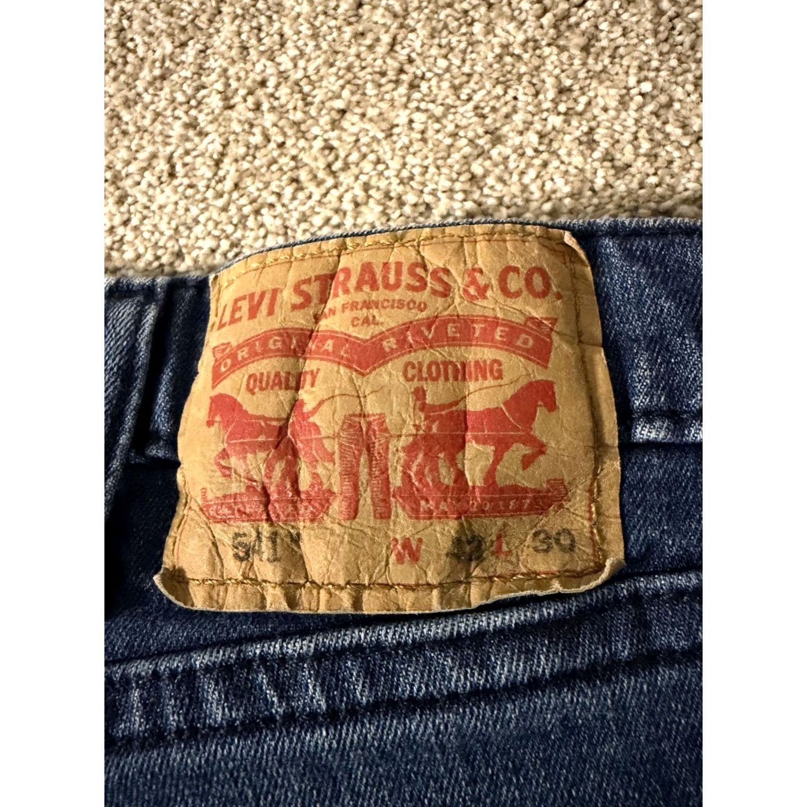Levi's Levi's Shorts Bermuda Mens 32 Blue Denim Cutoff Raw Hem Distressed Casual Size US 32 / EU 48 - 6 Thumbnail