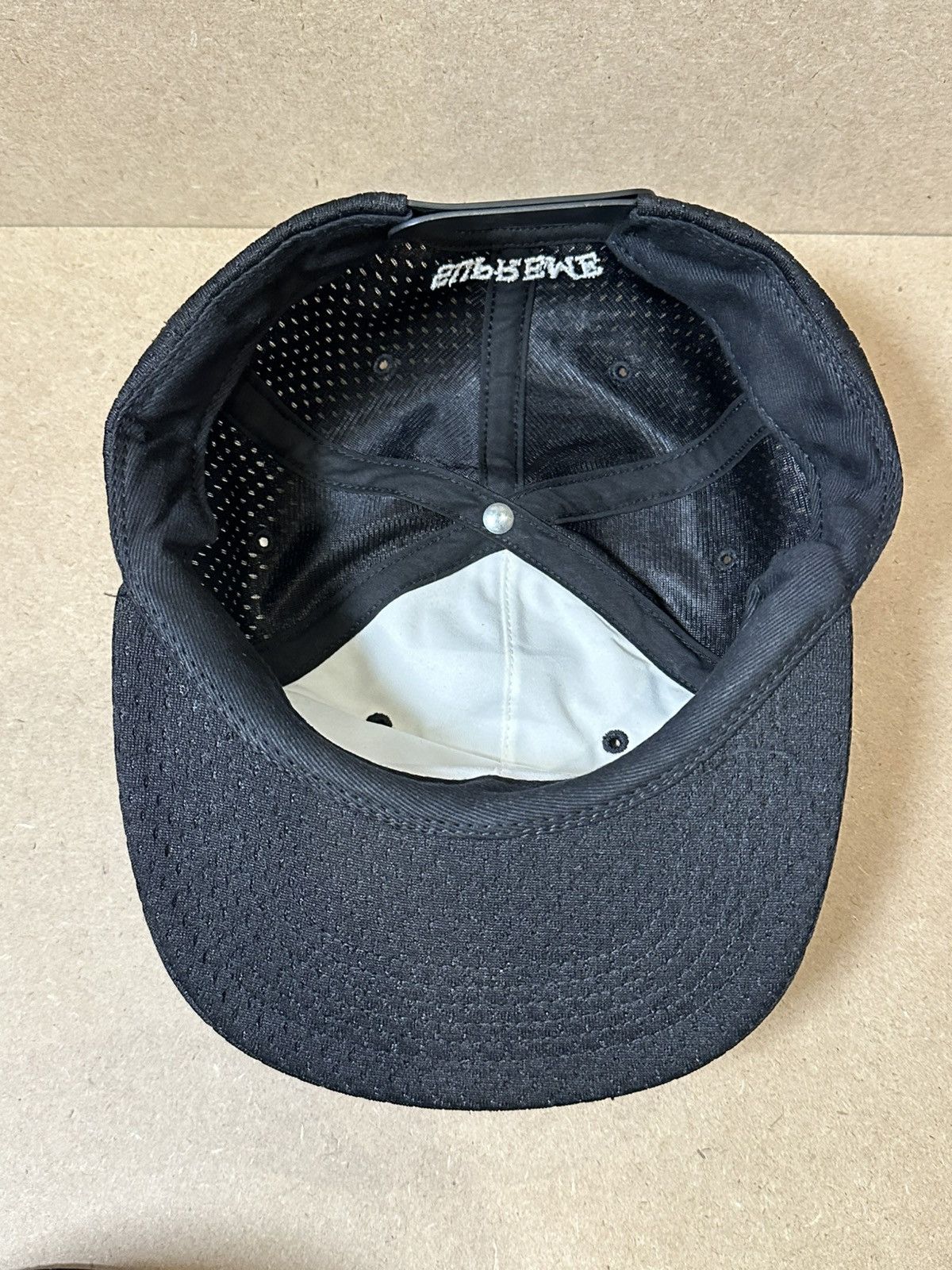 Supreme Supreme Zig Zag 6-Panel cap in black. Size ONE SIZE - 8 Thumbnail