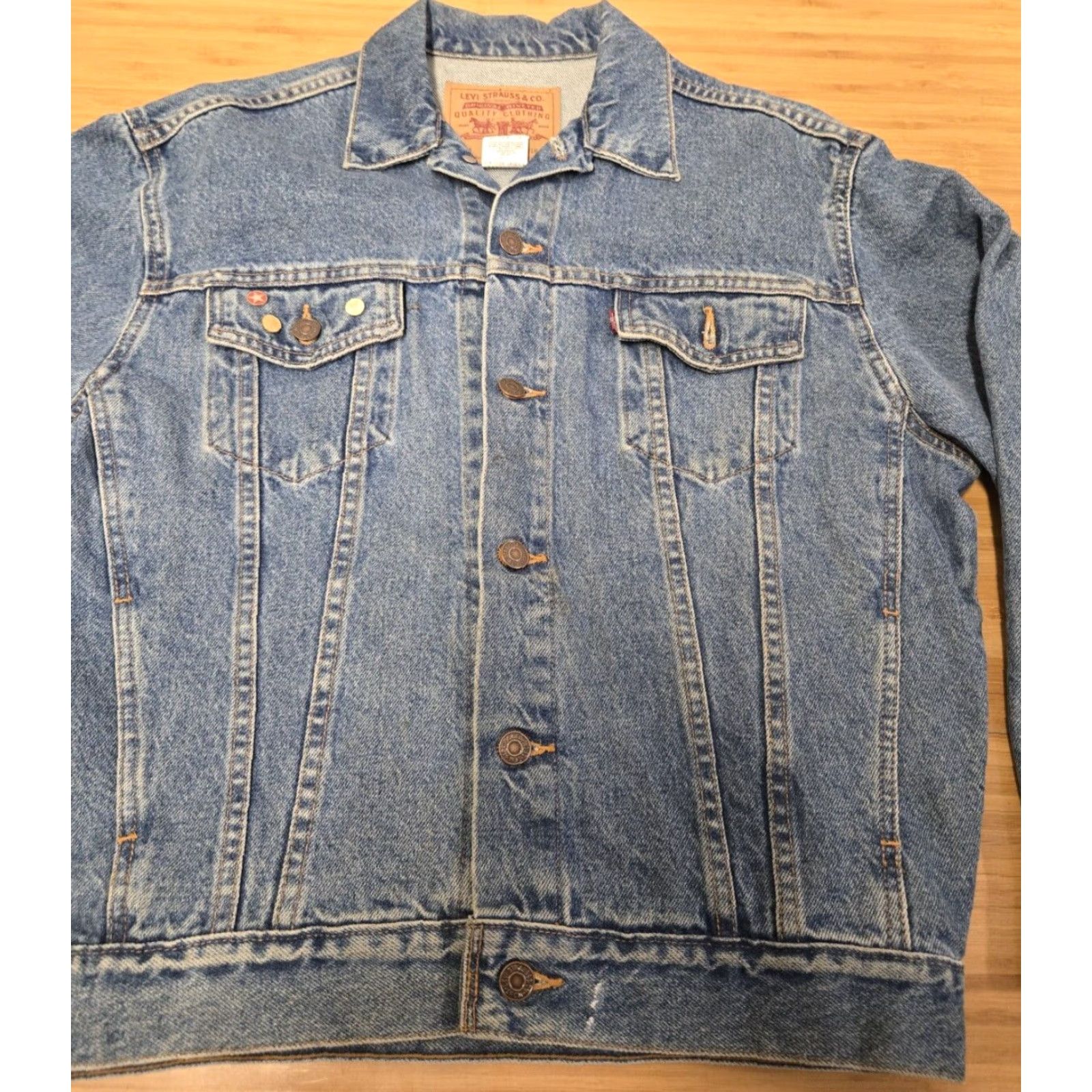 Denime VINTAGE Levi Strauss Trucker Denim Jacket Womens 16/18 Large Regular Blue Denim Full Button Jacket with Logo Spell Out Size 36" / US 14 / IT 50 - 3 Thumbnail