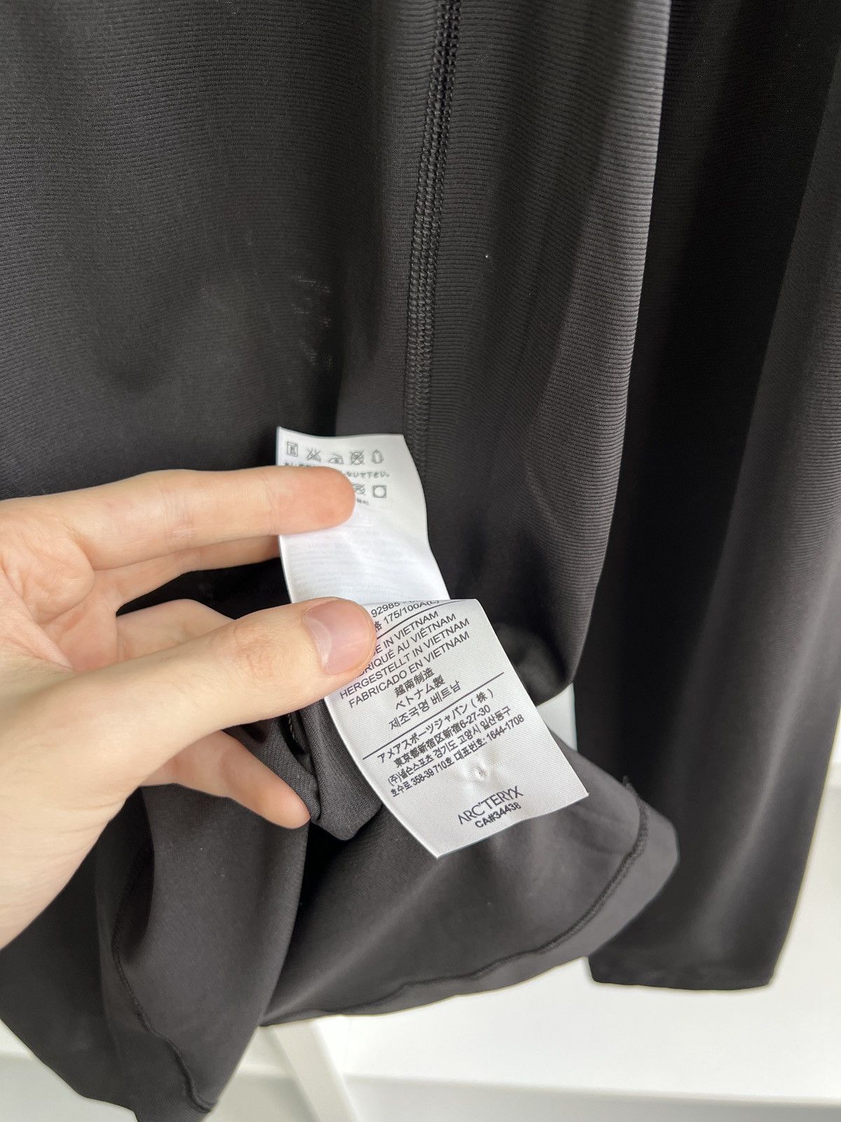 Arc'teryx × Vintage Vintage Arc’teryx Termo Black Long sleeve t-shirt Size US L / EU 52-54 / 3 - 13 Thumbnail