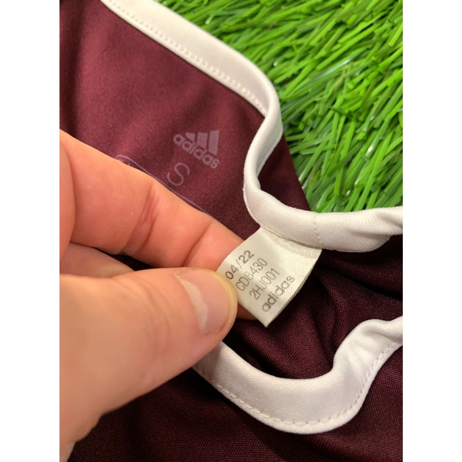 Adidas ADIDAS FOOTBALL SHIRT S Men 2022 Entrada Size US S / EU 44-46 / 1 - 6 Thumbnail