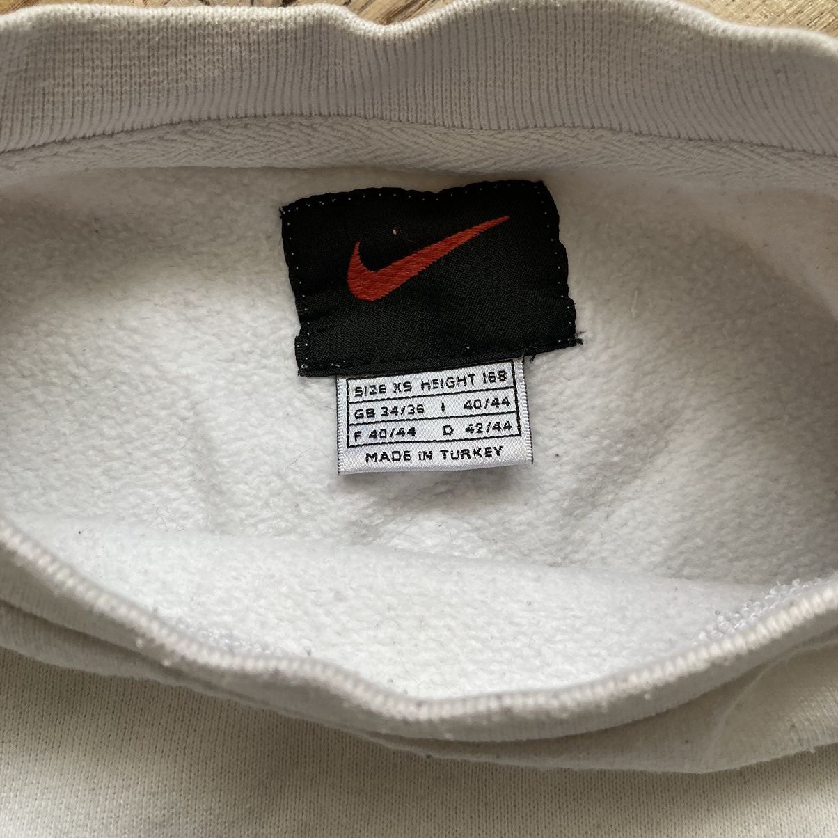 Nike × Vintage Vintage 90’s Nike Sweatshirt white Size US S / EU 44-46 / 1 - 4 Thumbnail