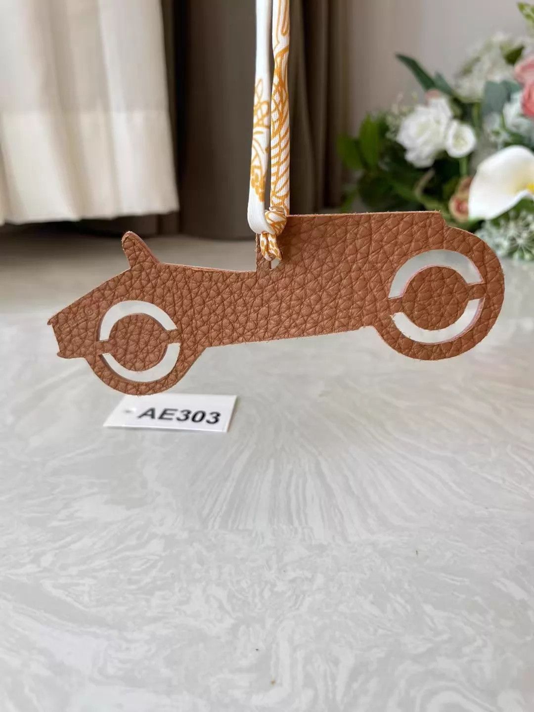 Hermes Hermès leather charm very new discounted AE303 Size ONE SIZE - 2 Thumbnail