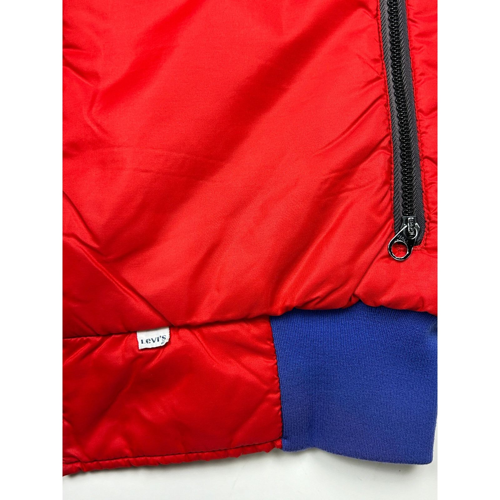 Vintage Vintage 80s Levis Corduroy Multicolour Insulated Puffer L Size US L / EU 52-54 / 3 - 7 Thumbnail