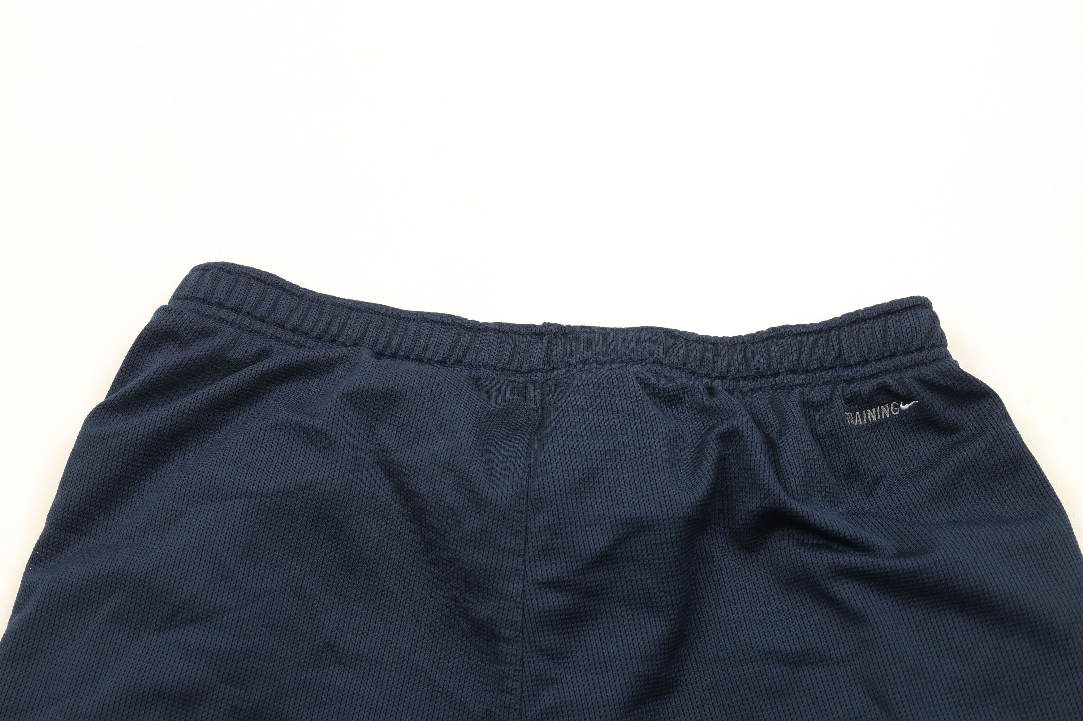 Nike × Vintage Vintage Nike Mini Swoosh Block Letter Above Knee Shorts Size US 34 / EU 50 - 9 Thumbnail