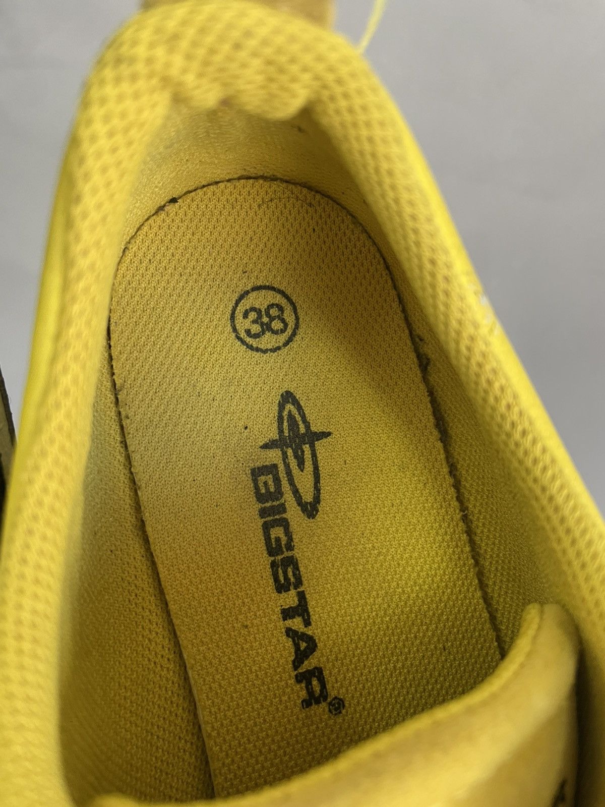 Loewe Big Star Onitsuka yellow shoes Kill Bill vintage style Size US 8 / IT 38 - 9 Thumbnail