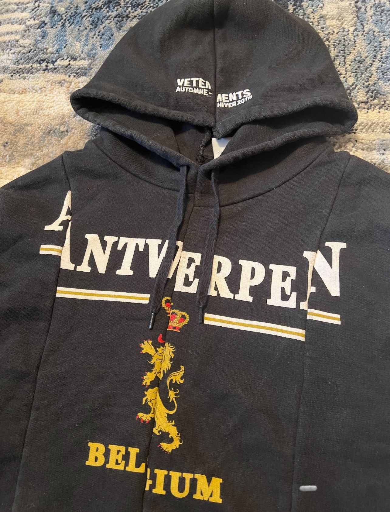 Vetements Vetements FW18 Black Antwerpen Split Hoodie Size US S / EU 44-46 / 1 - 2 Thumbnail