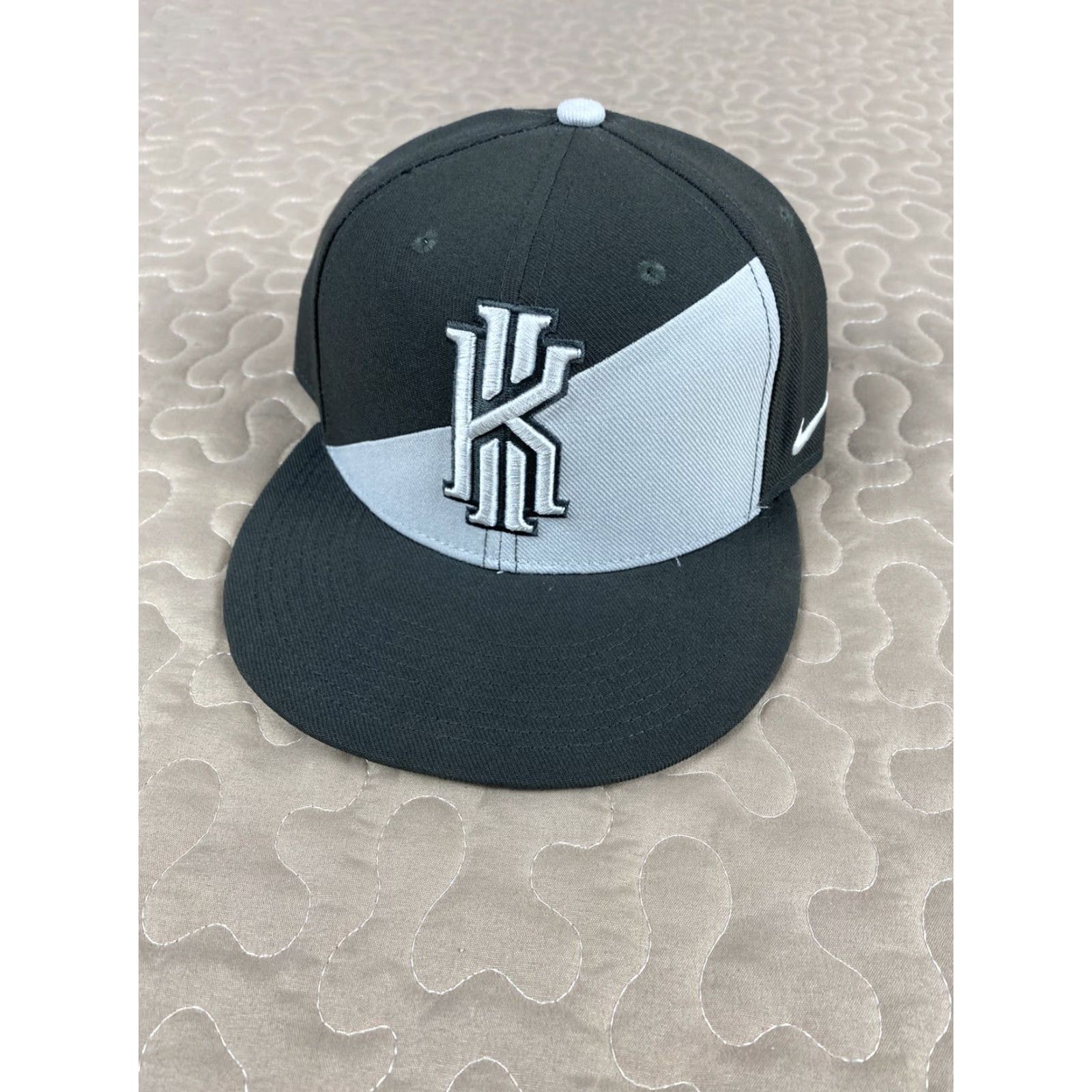 Nike Kyrie Irving Nike Air Snapback Hat Cap Mens Adjustable Two Tone Gray Basketball Size ONE SIZE - 2 Thumbnail